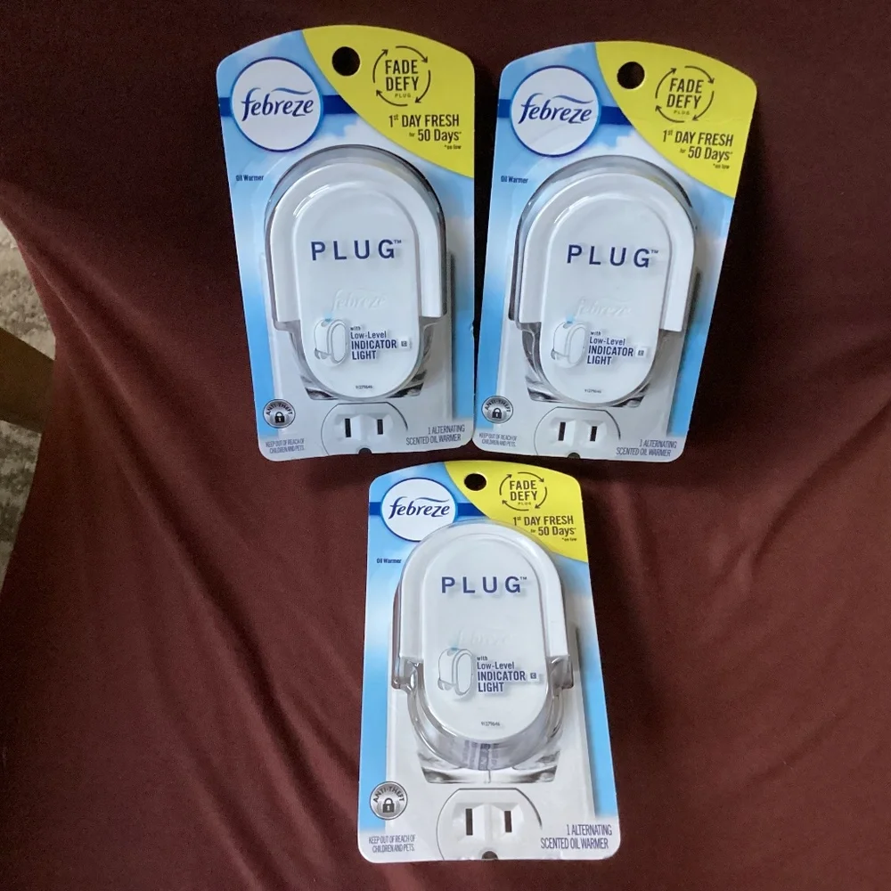 Febreze Oil Warmer Bundle of 3 NEW/Sealed With low-Level indicator light - Picture 1 of 4